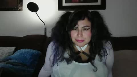 Snapshot of harmony_foxxyn_n chatting on October 29, 2025, 10:28 am Harmony Foxxyn n online show from October 29, 2025, 10:28 am