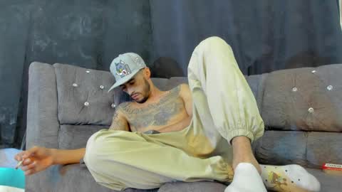 harold_999 online show from April 1, 2026, 12:50 pm