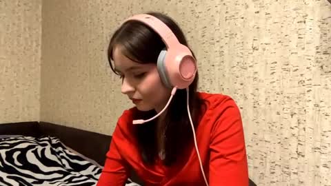 Mary online show from April 30, 2026, 8:57 pm