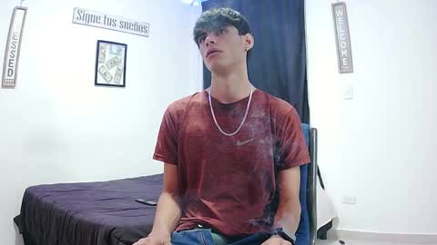 Snapshot of harrythomson1 chatting on November 10, 2025, 1:15 am harry thomson online show from November 10, 2025, 1:15 am