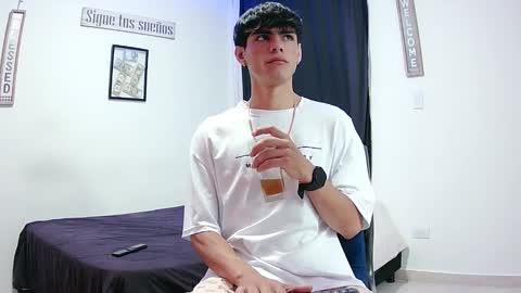 Snapshot of harrythomson1 chatting on November 18, 2025, 9:36 am harry thomson online show from November 18, 2025, 9:36 am