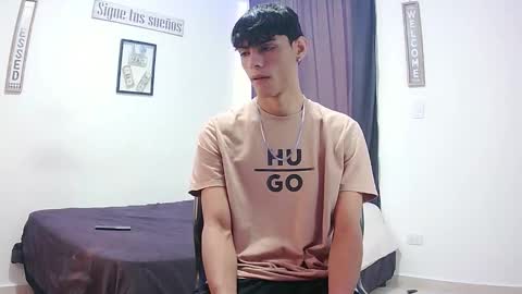 Snapshot of harrythomson1 chatting on December 5, 2025, 6:48 pm harry thomson online show from December 5, 2025, 6:48 pm