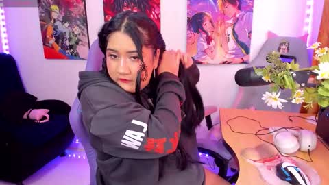 karen  online show from September 21, 2025, 3:35 pm