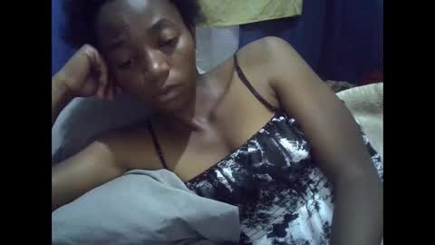 Snapshot of harysette chatting on February 25, 2026, 2:43 am harysette online show from February 25, 2026, 2:43 am