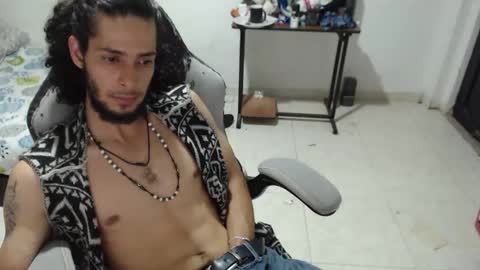Snapshot of hasani_savala chatting on November 14, 2025, 4:33 am Hasani online show from November 14, 2025, 4:33 am