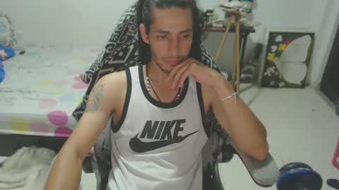 Snapshot of hasani_savala chatting on November 23, 2025, 4:01 am Hasani online show from November 23, 2025, 4:01 am