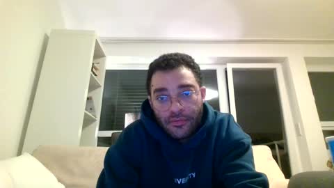 hash420 online show from February 2, 2025, 8:19 pm