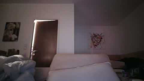 hash420 online show from September 22, 2025, 6:32 pm