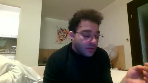 hash420 online show from December 2, 2025, 9:10 pm