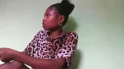 hasleyinah online show from March 4, 2026, 8:53 am