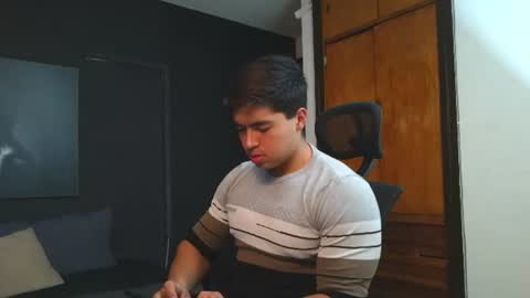 hat_guy01 online show from July 16, 2026, 9:43 pm