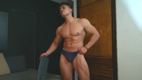 hat_guy01 online show from July 27, 2026, 10:06 pm