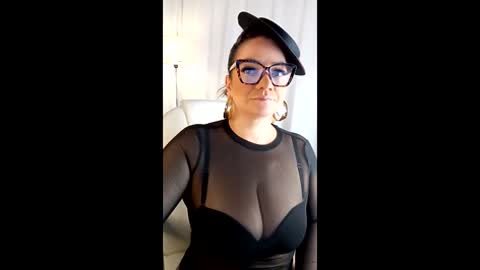 leila online show from March 14, 2026, 9:37 am