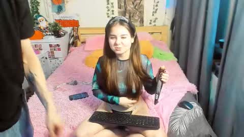 Snapshot of hateemotions chatting on October 26, 2025, 12:22 pm HateEmotions online show from October 26, 2025, 12:22 pm