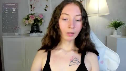Snapshot of havefunwithmee_ chatting on October 23, 2025, 9:08 am Lola online show from October 23, 2025, 9:08 am