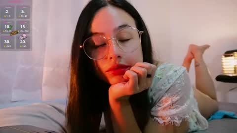 Snapshot of hawaiibliss chatting on May 2, 2026, 6:46 pm hawaiibliss online show from May 2, 2026, 6:46 pm