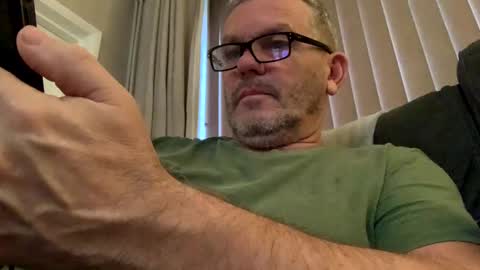 Snapshot of hawks2113 chatting on December 19, 2024, 8:23 am hawks2113 online show from December 19, 2024, 8:23 am