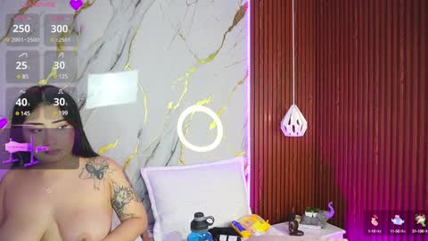 Snapshot of hay1_ chatting on December 7, 2024, 8:44 am haylie  See you tonight at 8pm Colombia time online show from December 7, 2024, 8:44 am