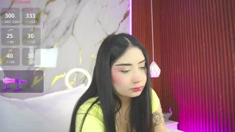 Snapshot of hay1_ chatting on February 24, 2025, 4:38 am haylie  See you tonight at 8pm Colombia time online show from February 24, 2025, 4:38 am