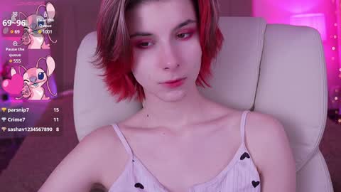 haylaamber online show from February 5, 2025, 5:30 am