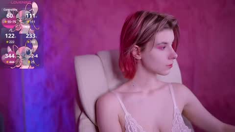 haylaamber online show from February 8, 2025, 8:10 pm