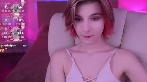 haylaamber online show from February 9, 2025, 5:01 pm