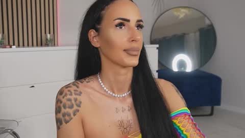 Snapshot of hayleybabe4 chatting on February 24, 2026, 10:08 pm Hayley online show from February 24, 2026, 10:08 pm