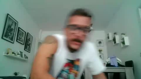 haze_john online show from April 11, 2026, 10:08 am