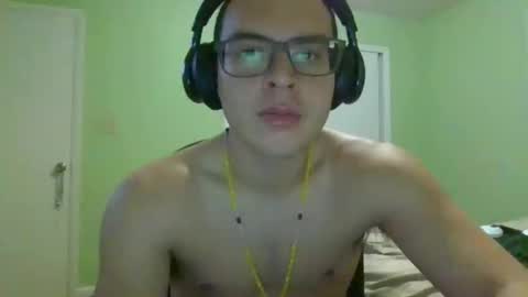 Snapshot of hazehorizon48 chatting on November 21, 2025, 3:05 am hazehorizon48 online show from November 21, 2025, 3:05 am