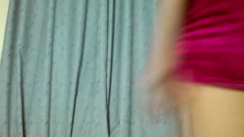 Snapshot of hazel_tess chatting on November 18, 2025, 3:12 am hazel_tess online show from November 18, 2025, 3:12 am