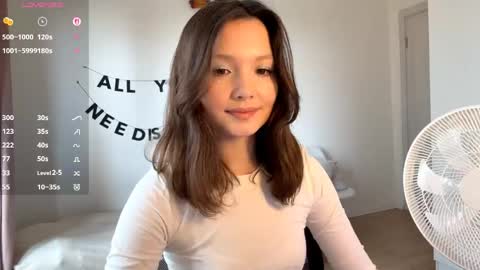 Kira online show from May 26, 2026, 12:34 pm