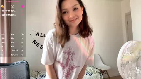 Kira online show from June 2, 2026, 1:13 pm