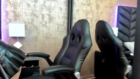 HazelMoret online show from January 16, 2025, 11:58 am