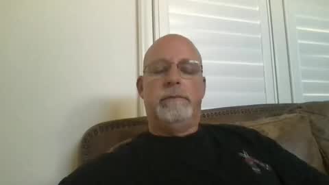 Hdeuce22 online show from November 1, 2025, 4:53 pm