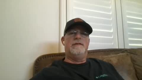 Snapshot of hdeuce22 chatting on April 27, 2026, 6:50 pm Hdeuce22 online show from April 27, 2026, 6:50 pm