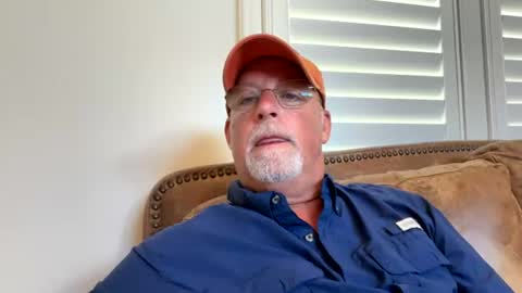 Snapshot of hdeuce22 chatting on July 14, 2026, 5:18 pm Hdeuce22 online show from July 14, 2026, 5:18 pm