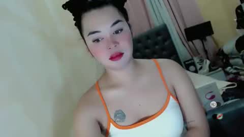 Snapshot of heatmusex_ chatting on June 7, 2026, 9:29 pm Kylene3 online show from June 7, 2026, 9:29 pm