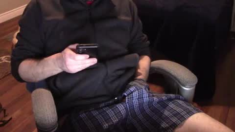 Snapshot of heavilyhung chatting on February 14, 2025, 4:26 am John online show from February 14, 2025, 4:26 am