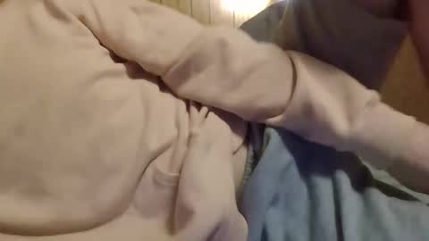 Snapshot of hecomesagain chatting on September 12, 2025, 7:08 am hecomesagain online show from September 12, 2025, 7:08 am