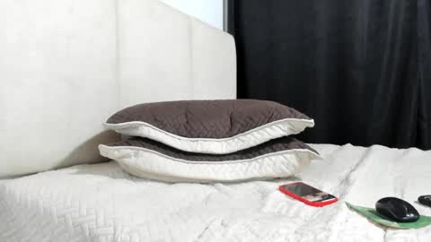 Snapshot of hector_18_ chatting on October 17, 2025, 8:39 am  18 online show from October 17, 2025, 8:39 am