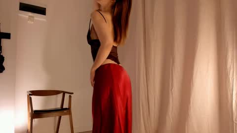 Snapshot of hee_jeen chatting on January 18, 2025, 10:28 pm Jeen online show from January 18, 2025, 10:28 pm