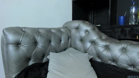 heellboy_ online show from November 2, 2025, 7:55 am