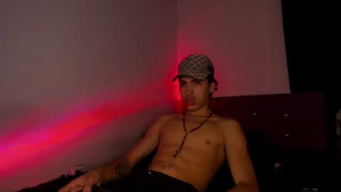 heellboy_ online show from July 18, 2026, 5:50 pm