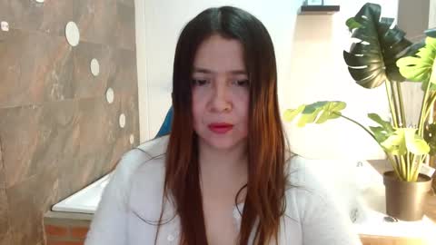 Heidy online show from April 16, 2026, 12:50 pm