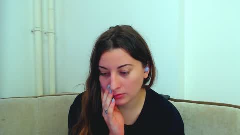 helen_adams_ online show from January 20, 2025, 1:11 pm