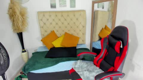 HELENA COPPER online show from April 3, 2026, 3:15 am