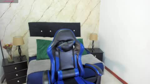 HELENA COPPER online show from April 8, 2026, 3:17 am