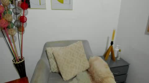 HELENA COPPER online show from April 14, 2026, 2:39 am