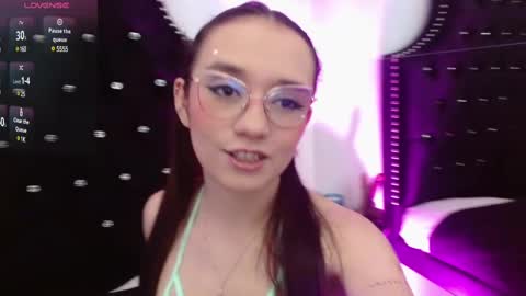 Helene online show from March 11, 2025, 1:45 pm
