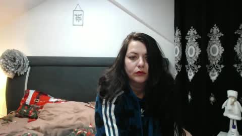 Snapshot of helenhh chatting on December 28, 2024, 12:56 pm helenhh online show from December 28, 2024, 12:56 pm